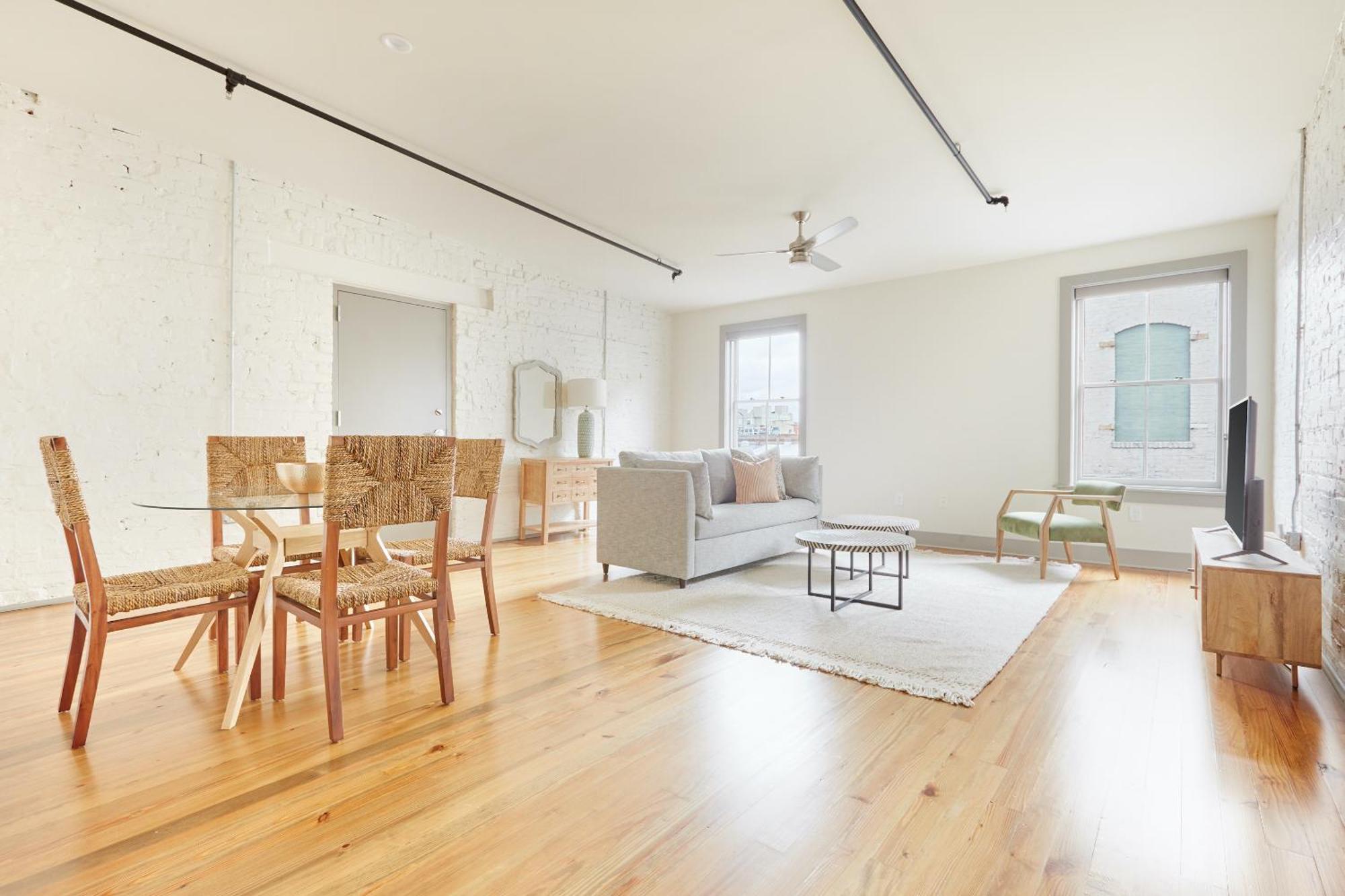 Sonder By Marriott Bonvoy The Broughton Apartments Historic District Σαβάνα Δωμάτιο φωτογραφία